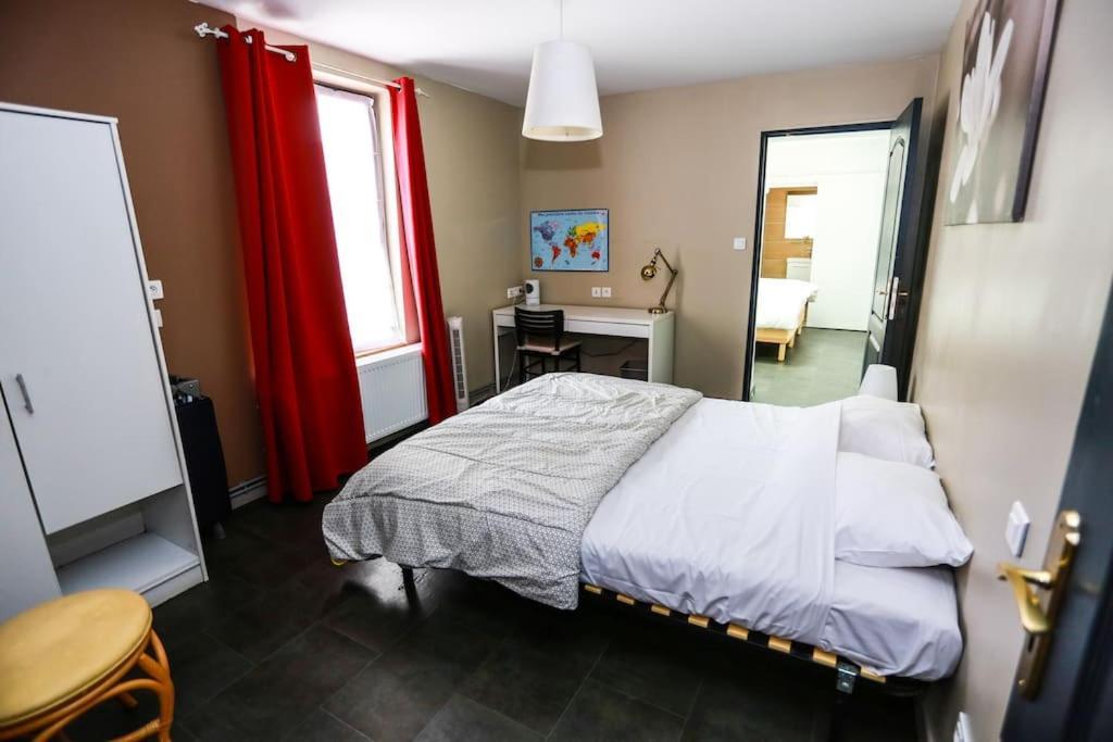 Villa F3 80 M2 Longere Plain Pied Au Centre Auxonne. Extérieur photo