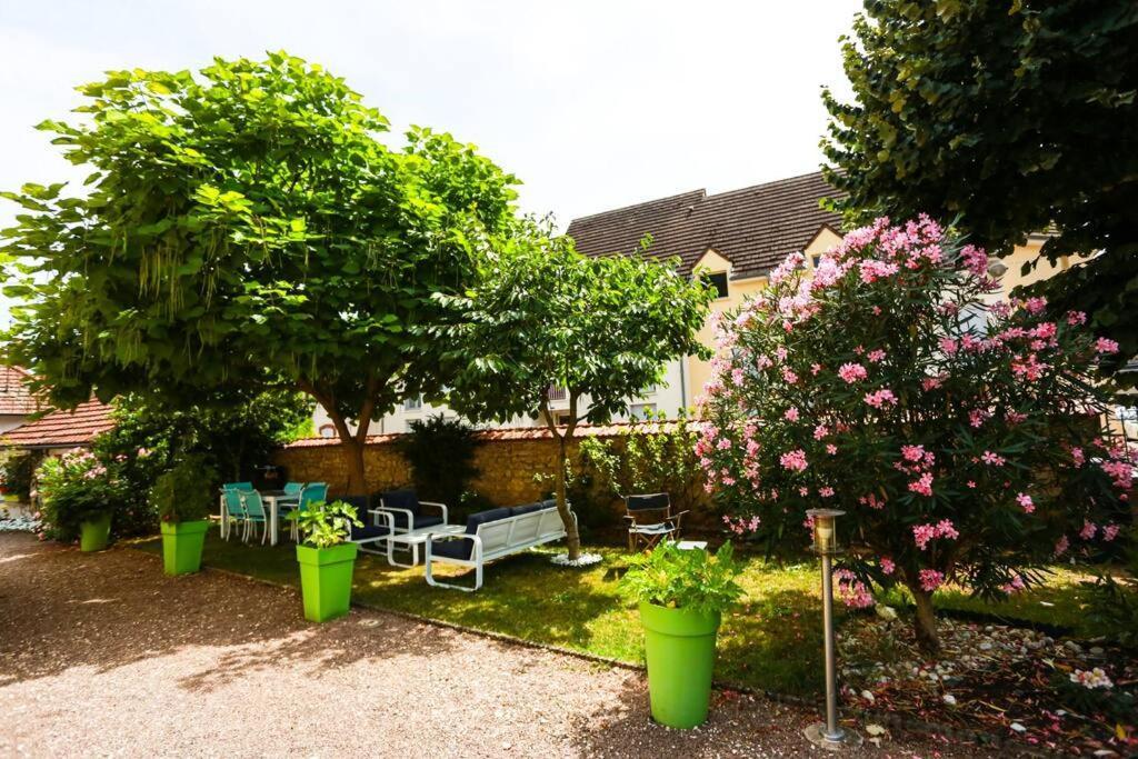 Villa F3 80 M2 Longere Plain Pied Au Centre Auxonne. Extérieur photo