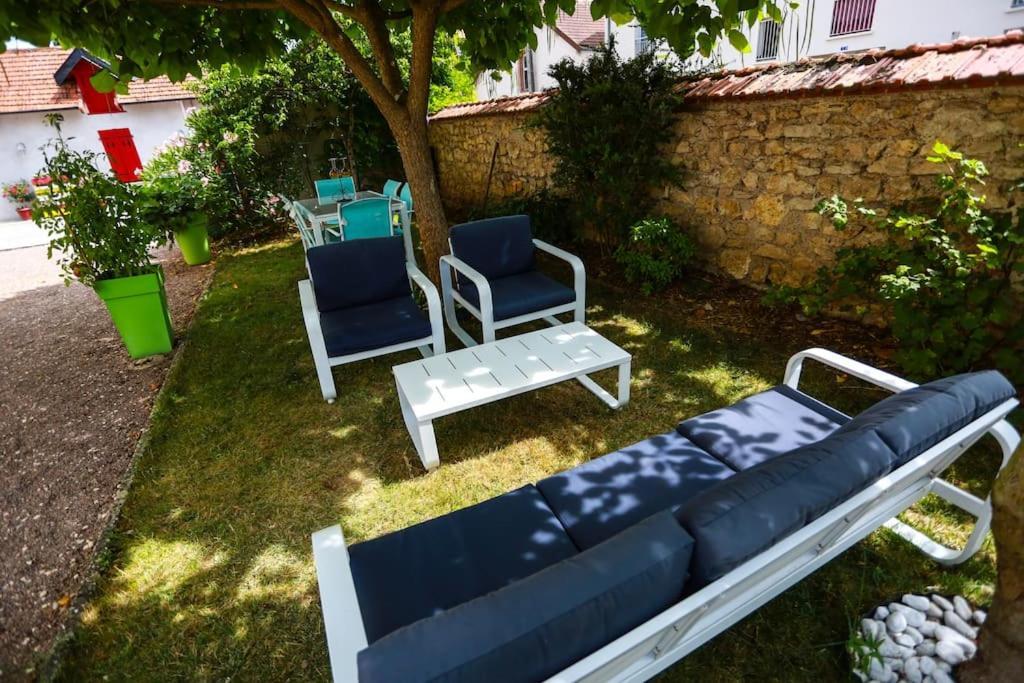 Villa F3 80 M2 Longere Plain Pied Au Centre Auxonne. Extérieur photo