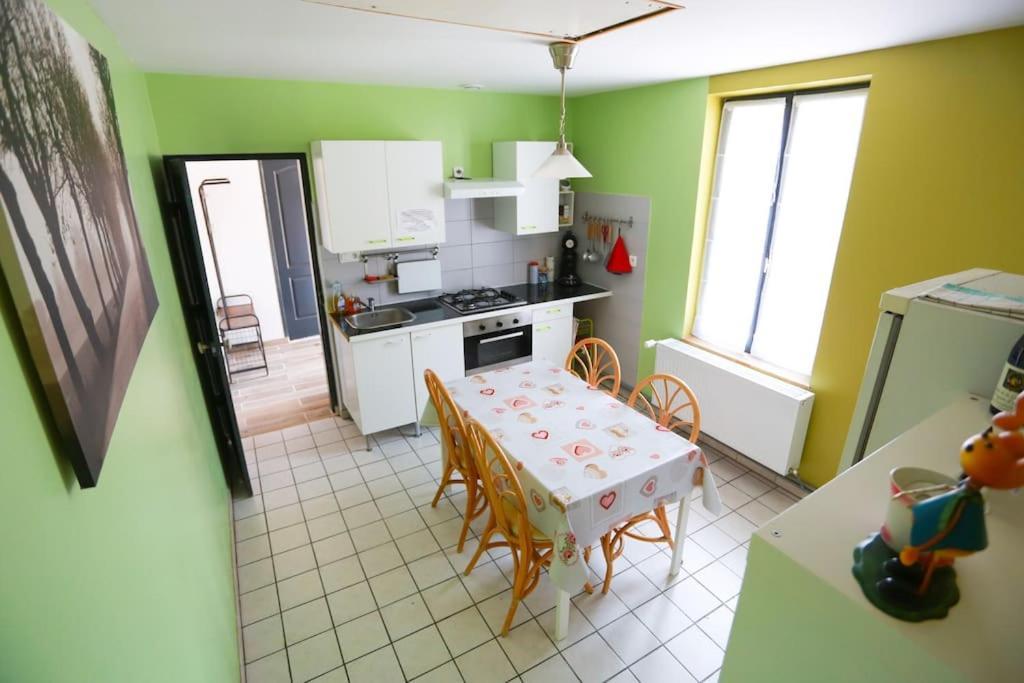 Villa F3 80 M2 Longere Plain Pied Au Centre Auxonne. Extérieur photo